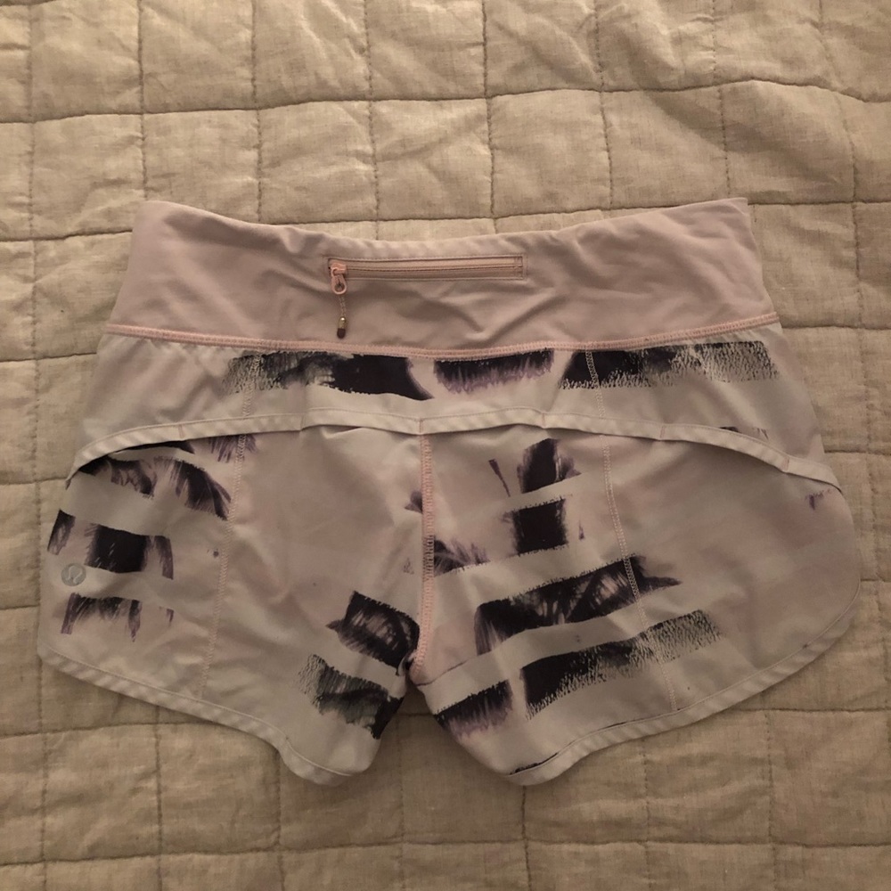 Lululemon Speed Up Short (2.5”)